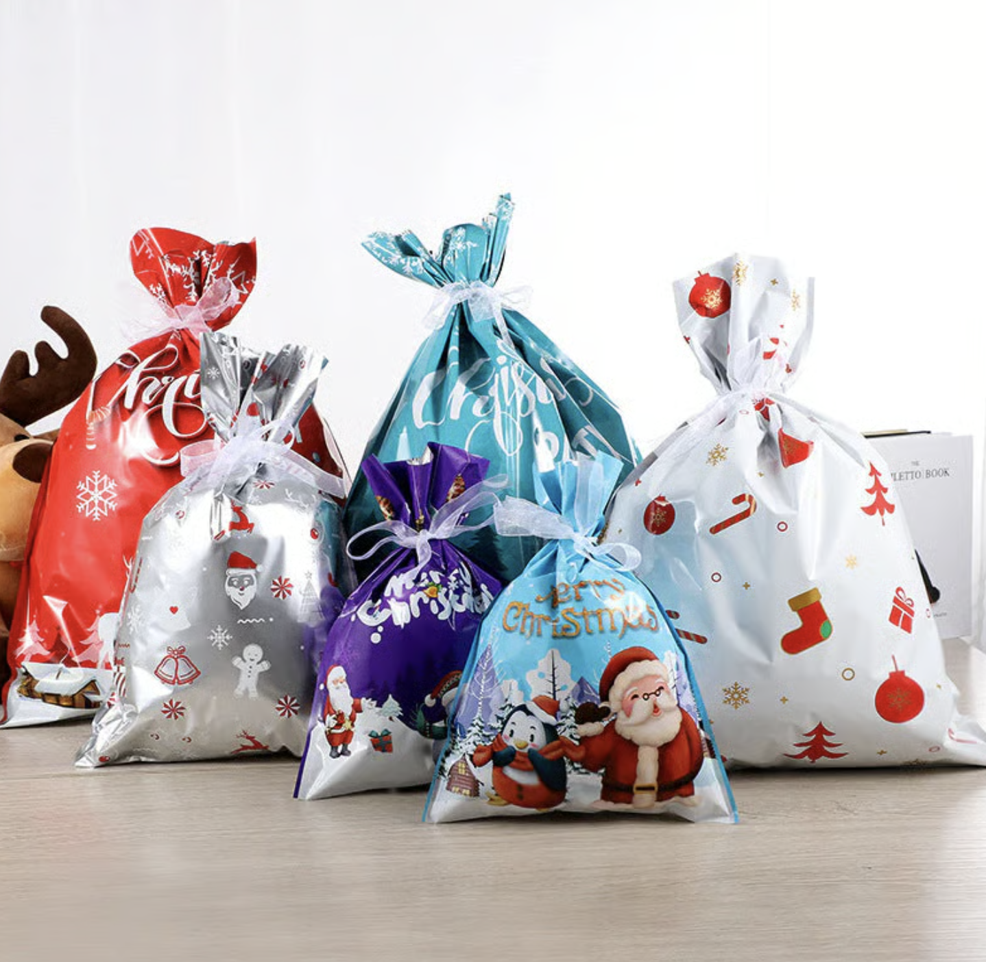 Reusable MerryPouch Christmas Tie Gift Bag